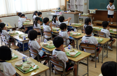 １年生の「いただきます」